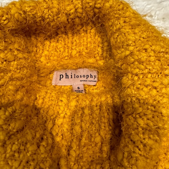 Fall sweater - Picture 8 of 9